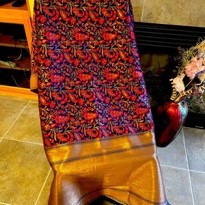 Handloom Woven Kashmiri Benarasi Saree With Running Blouse Piece